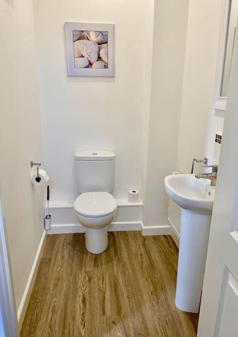Lovely 2 Bedroom, 2 Bathroom House With Parking. Plymouth Eksteriør billede