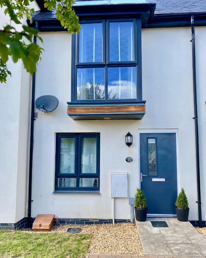 Lovely 2 Bedroom, 2 Bathroom House With Parking. Plymouth Eksteriør billede